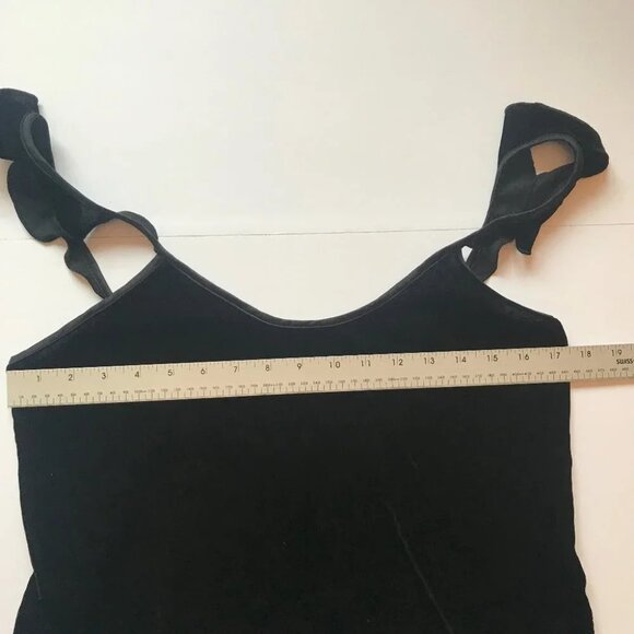 Victoria's Secret Velvet Cami Luxurious Black Ruffle  Straps Top Tank Tee Sz M - Picture 8 of 16